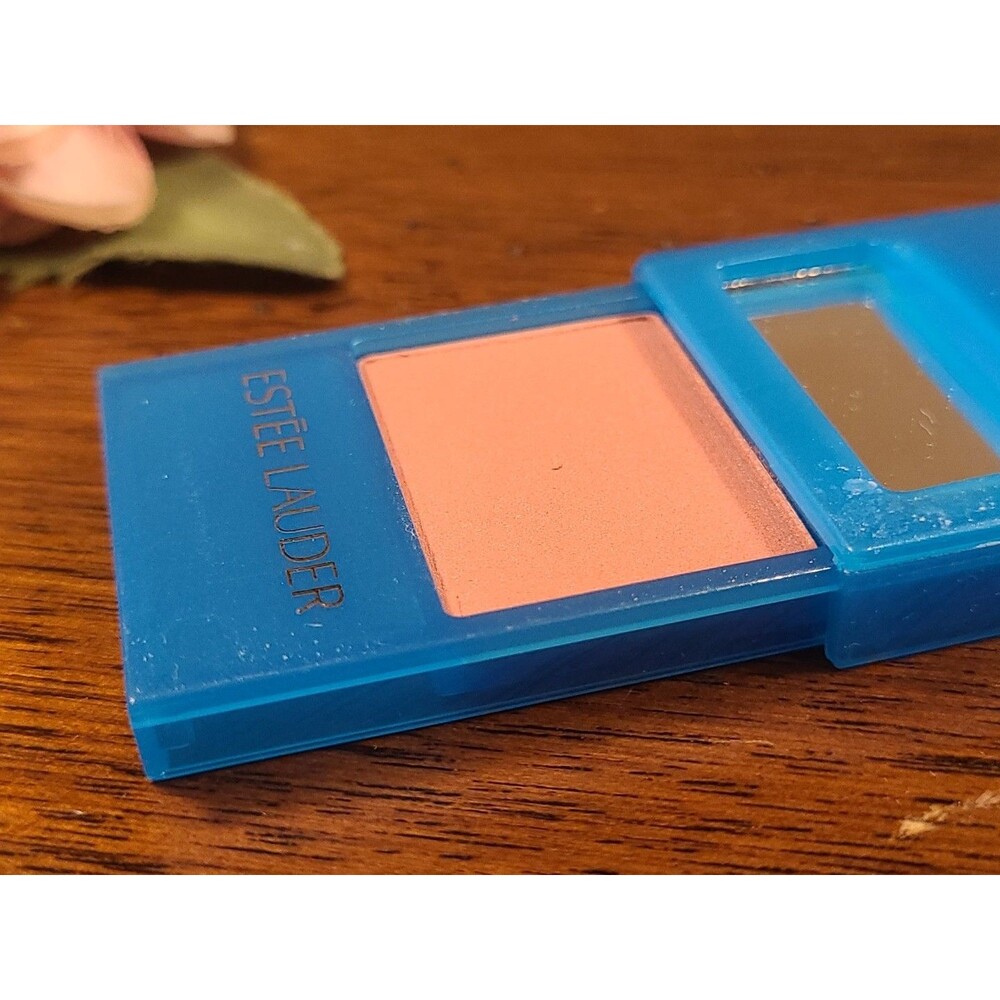 Estee Lauder GWP Blush All Day 01 POTPOURRI .09 oz Natural Cheek Color TRVL Blue - Picture 4 of 10